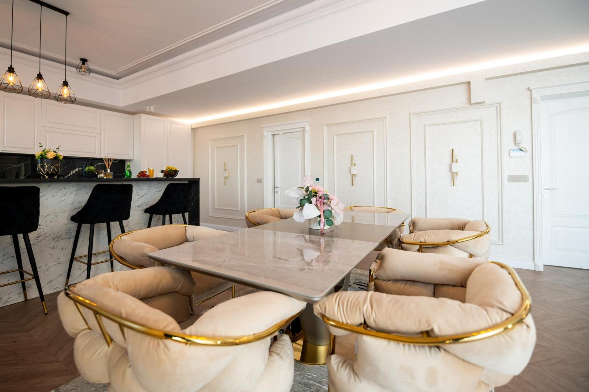Hotel The Penthouse Vaslui Exterior foto